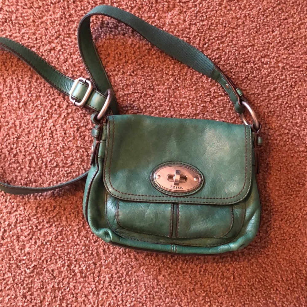 Green fossil cross body